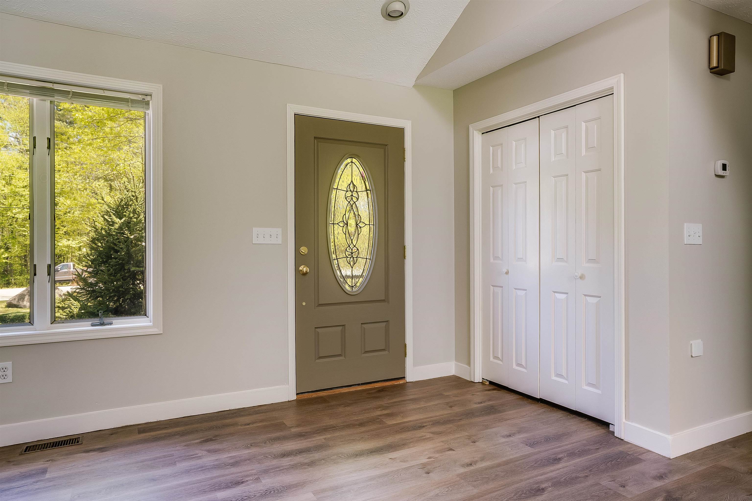 122 Olesen Road Derry, NH 03038 - Photo 39 of 42