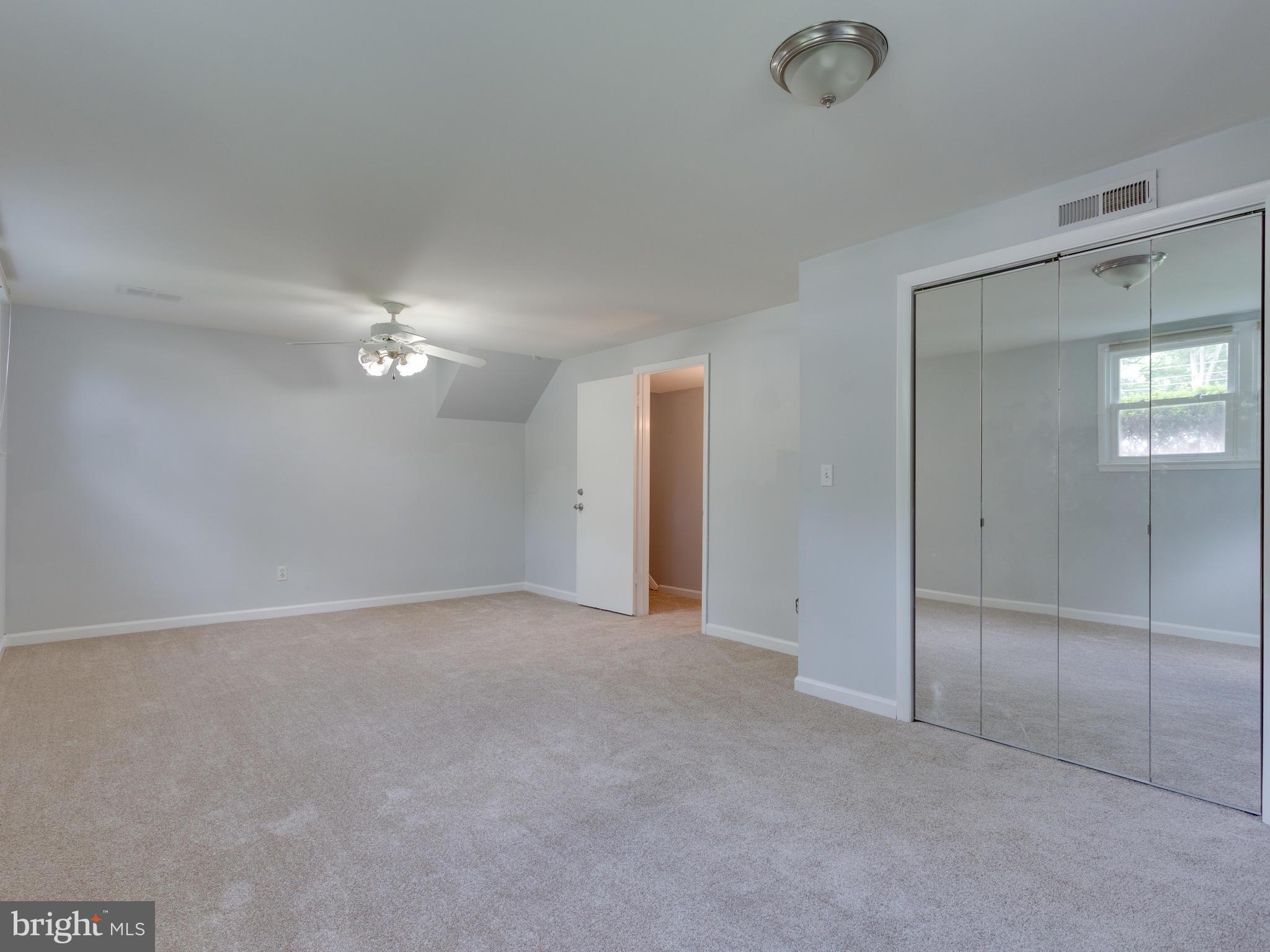 5213 Inverchapel Road Springfield, VA 22151 - Photo 14 of 29 Bedroom (Master)