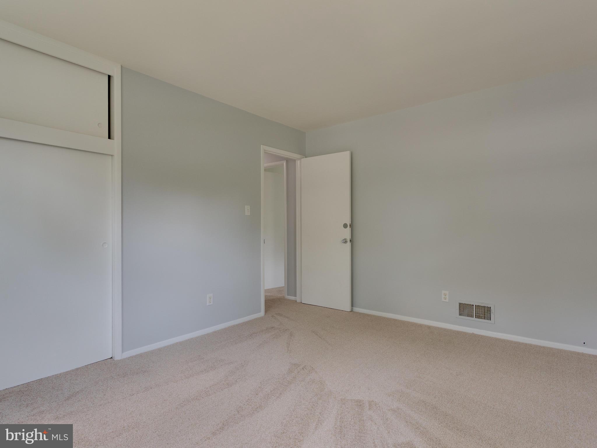 5213 Inverchapel Road Springfield, VA 22151 - Photo 21 of 29 Third Bedroom
