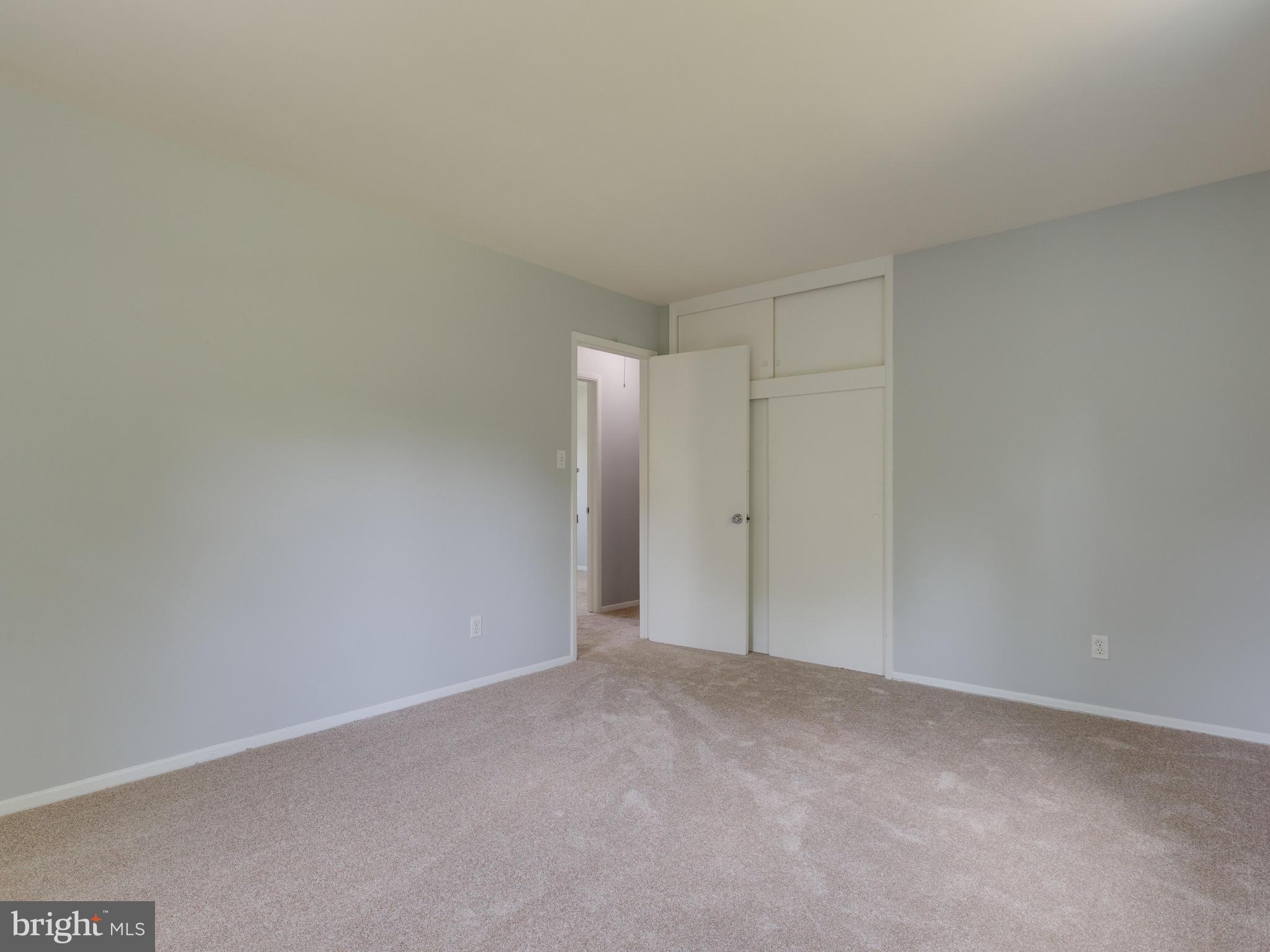 5213 Inverchapel Road Springfield, VA 22151 - Photo 23 of 29 Fourth Bedroom