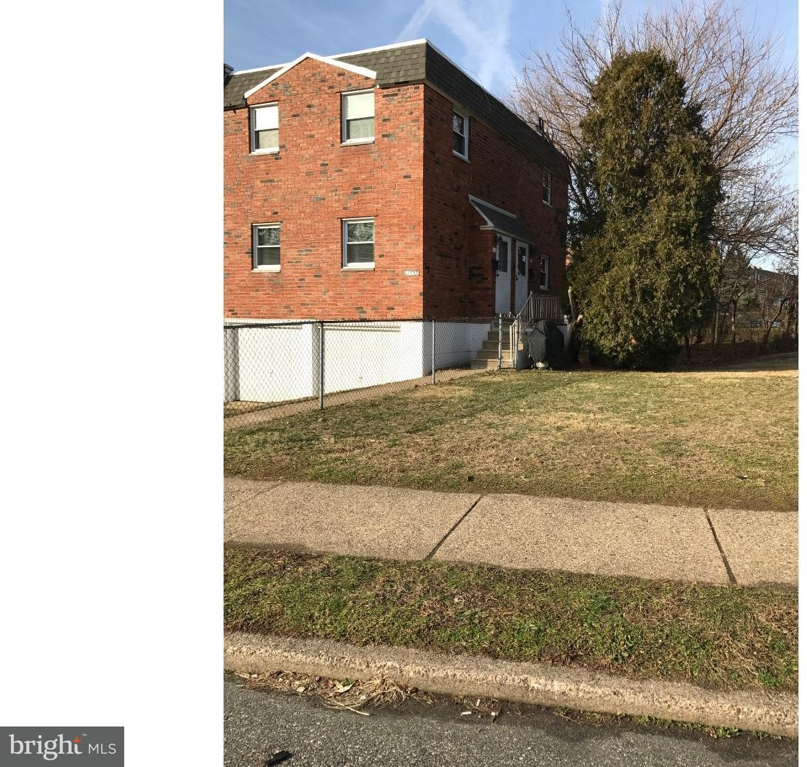 12532 Torrey Road Philadelphia, PA 19154 - Photo 2 of 10 Exterior Side