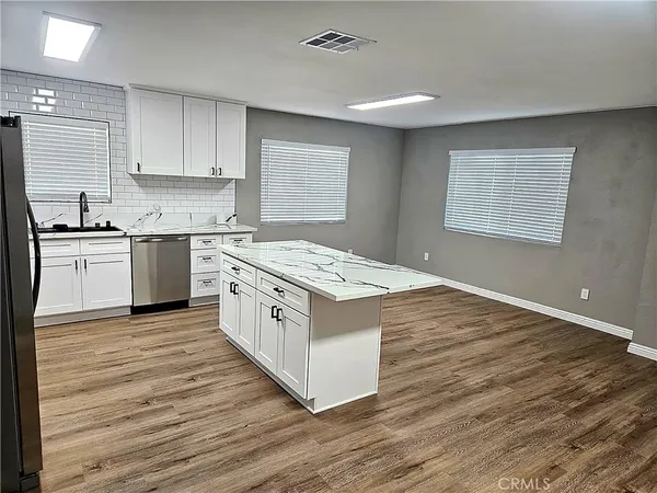 $524,999 | 1412 Wall Avenue North, San Bernardino, CA 92404