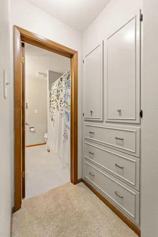 $184,900 | 520 6th Avenue West, Unit 8, West Fargo, ND 58078