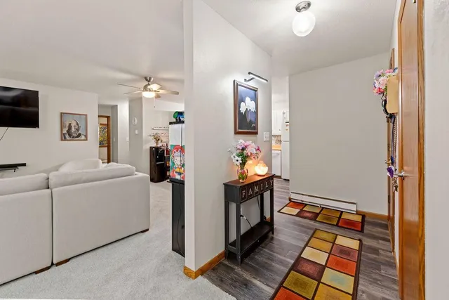 $184,900 | 520 6th Avenue West, Unit 8, West Fargo, ND 58078