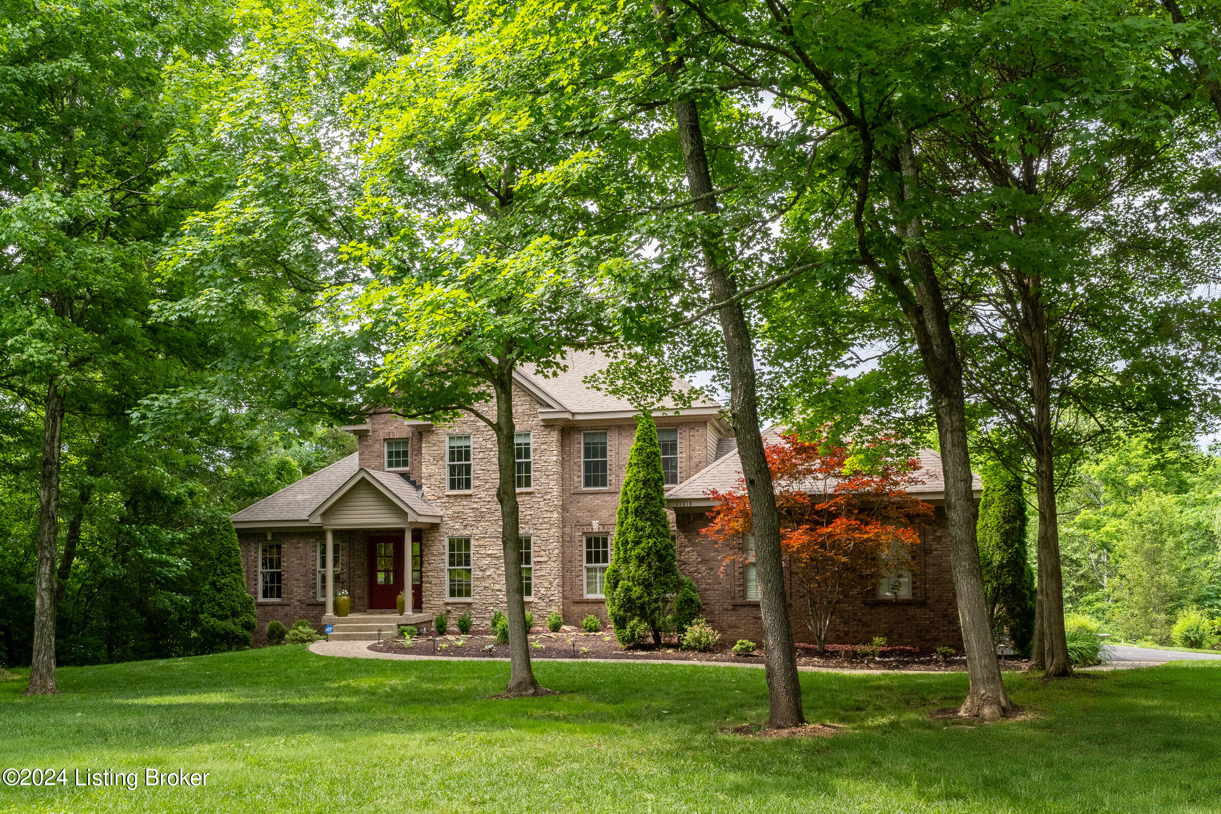 11319 Tarrence Road Louisville, KY 40299 - Photo 2 of 67 11319 Tarrence Rd-11