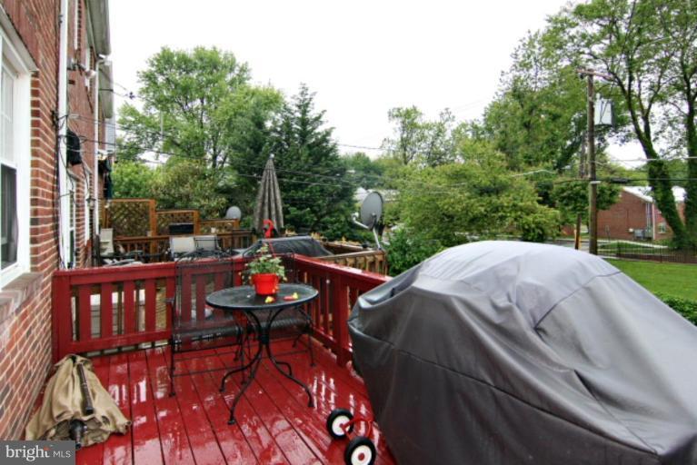 22 Murdock Road Baltimore, MD 21212 - Photo 17 of 19 Deck