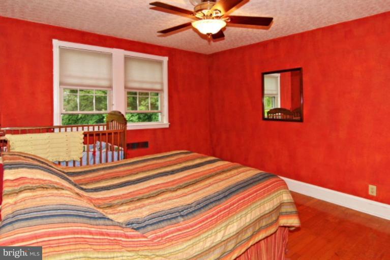 22 Murdock Road Baltimore, MD 21212 - Photo 5 of 19 Master Bedroom