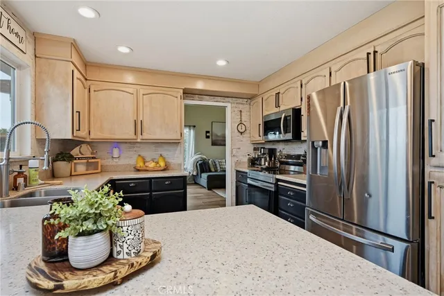 $649,000 | 1923 Mountview Road, Lakeport, CA 95453