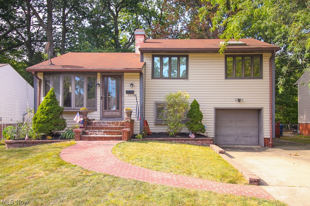 11180 Stoneham Road Cleveland, OH 44130 - Photo 30 of 30