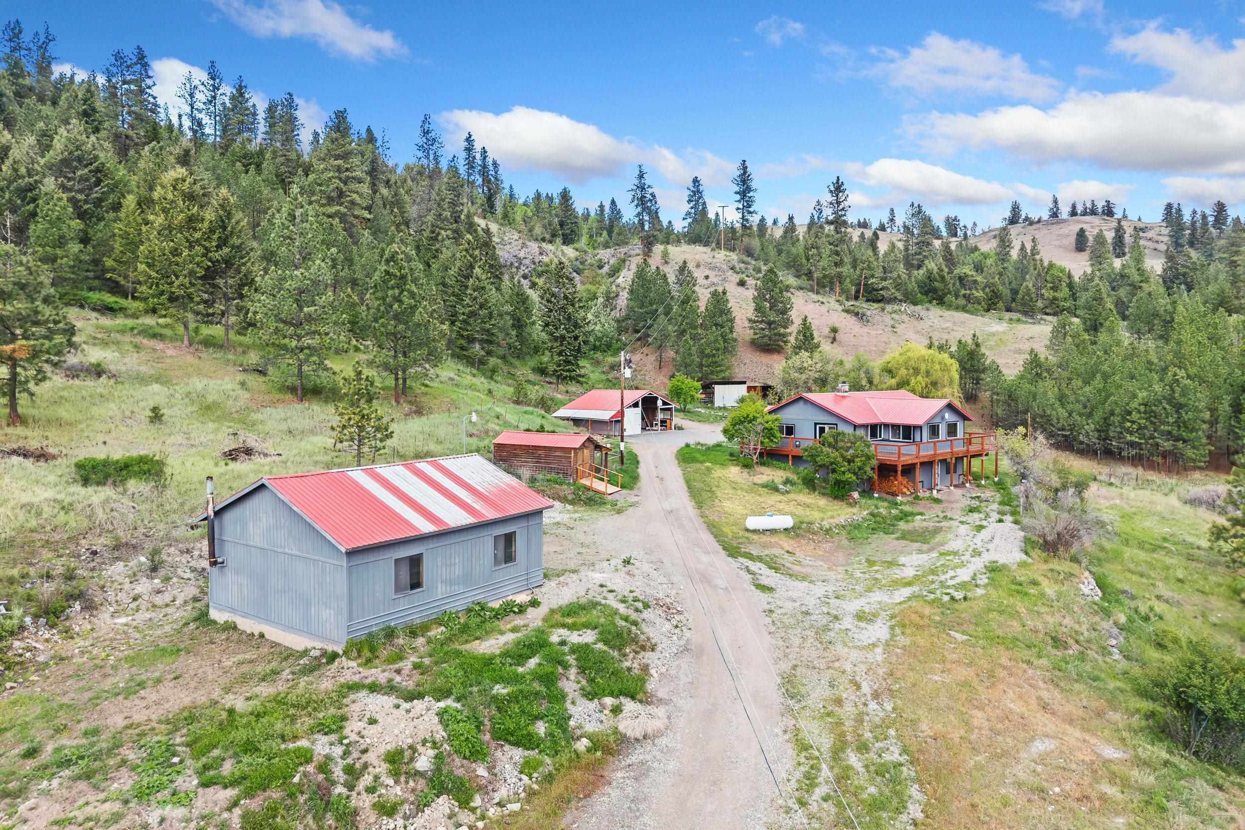 16 Antler Road Republic, WA 99166 - Photo 9 of 50