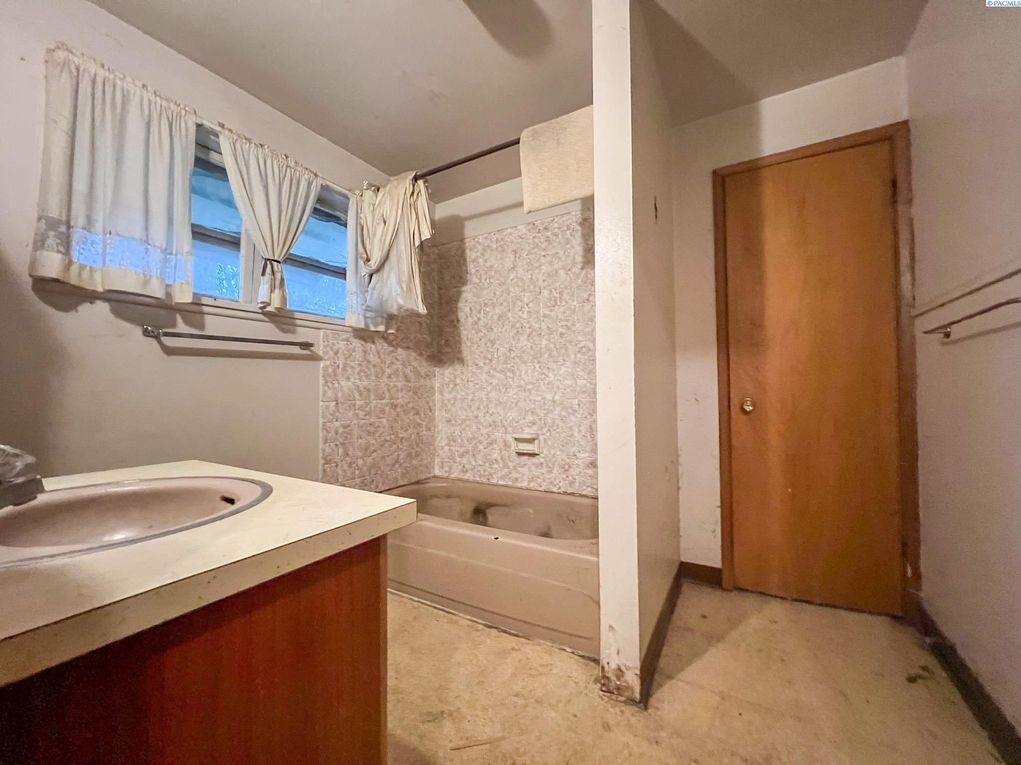 5902 Johnson Road Colton, WA 99113 - Photo 8 of 21 Gallery Image 8