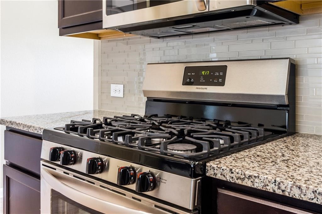 6521 Ranchito Drive Austin, TX 78744 - Photo 10 of 40