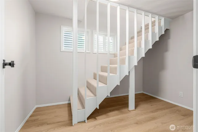 $749,000 | 724 North 104th Street, Seattle, WA 98133