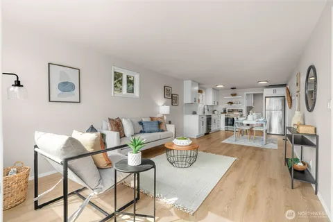 $749,000 | 724 North 104th Street, Seattle, WA 98133