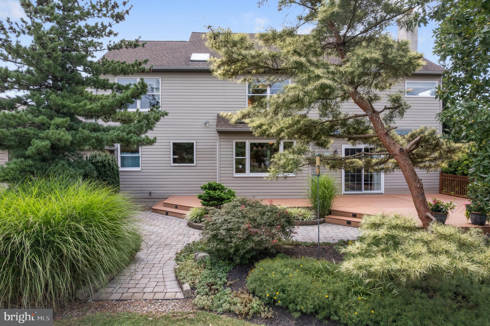 1010 Branch Mill Road Telford, PA 18969 - Photo 54 of 74 a front view of a house with garden