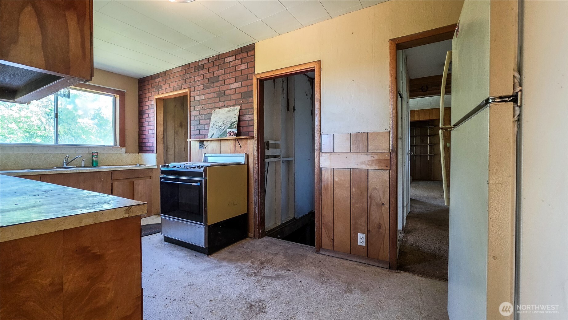 101 Highway 2 Waterville, WA 98858 - Photo 17 of 36