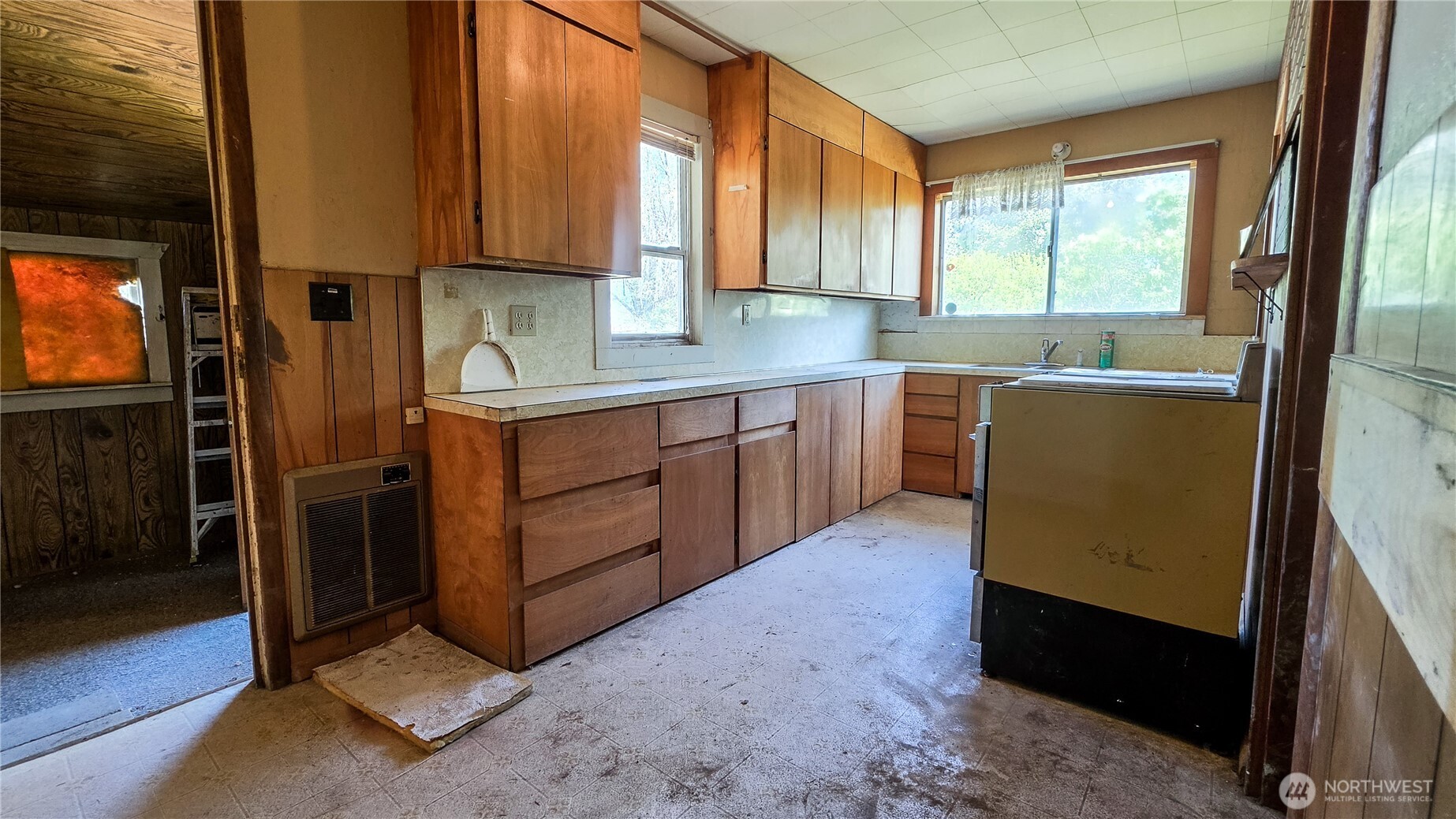 101 Highway 2 Waterville, WA 98858 - Photo 18 of 36