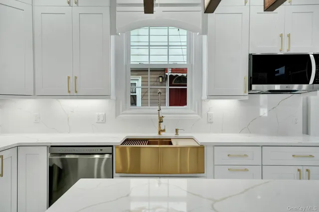 $1,498,000 | 2105 Hoffman Avenue, Elmont, NY 11003