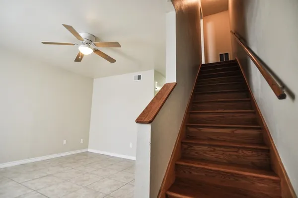 $925 | 2912 Prairie Flower Circle, Unit D, Bryan, TX 77802