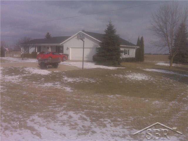 1915 South Quanicassee Road Reese, MI 48757 - Photo 3 of 6 20034578-2.JPG