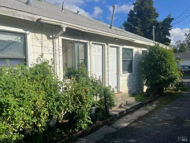 $898,000 | 106 Sebastopol Avenue, Unit 7, Santa Rosa, CA 95407