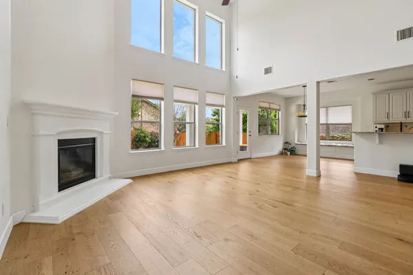 $3,950 | 12604 Tierra Grande Trail, Austin, TX 78732