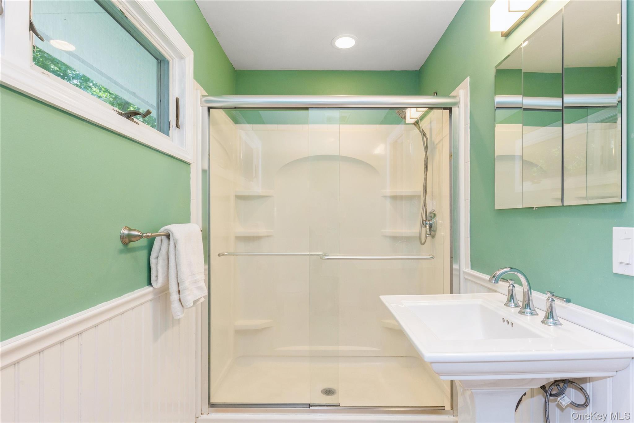 23 Eastwood Road Miller Place, NY 11764 - Photo 20 of 28