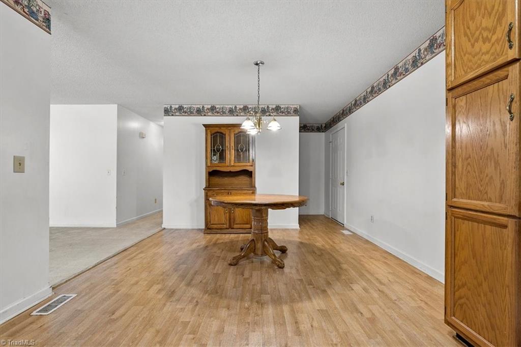 930 Liberty Road Archdale, NC 27263 - Photo 21 of 32 Gallery Image 21