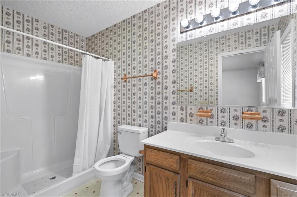 930 Liberty Road Archdale, NC 27263 - Photo 23 of 32 Gallery Image 23