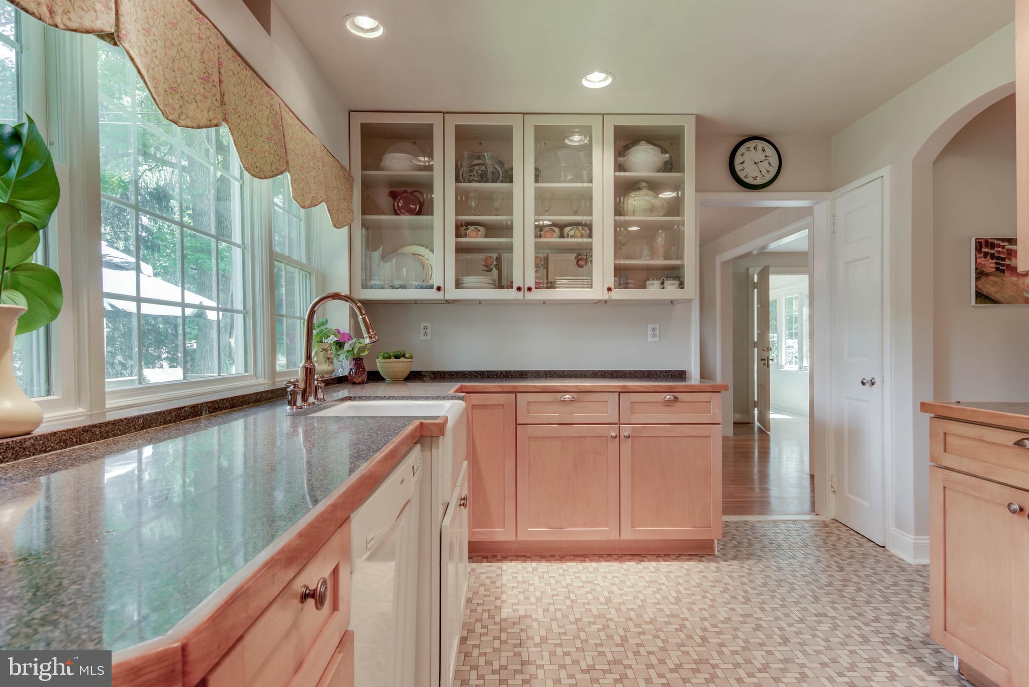 217 N Road Wilmington, DE 19809 - Photo 15 of 33 Kitchen