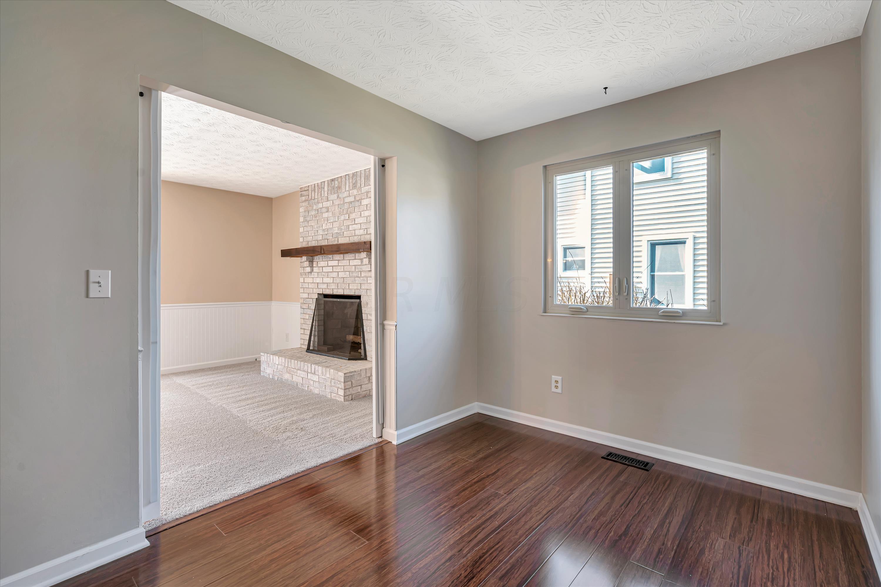 5321 Roscommon Road Dublin, OH 43017 - Photo 15 of 35 f8_5321Roscommon_17