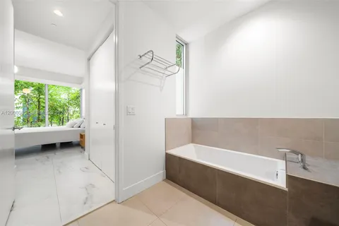 $999,000 | 545 Southwest 11th Street, Unit 208, Miami, FL 33129