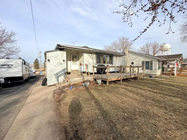 $171,900 | 211 South Lafayette Avenue, Fulda, MN 56131