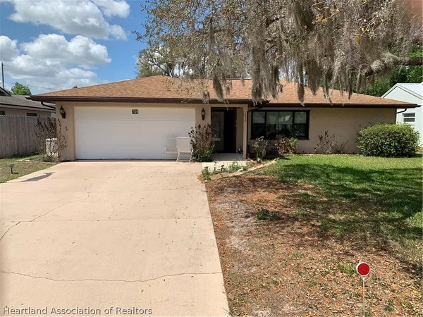 $235,900 | 709 South Egret Street, Sebring, FL 33870