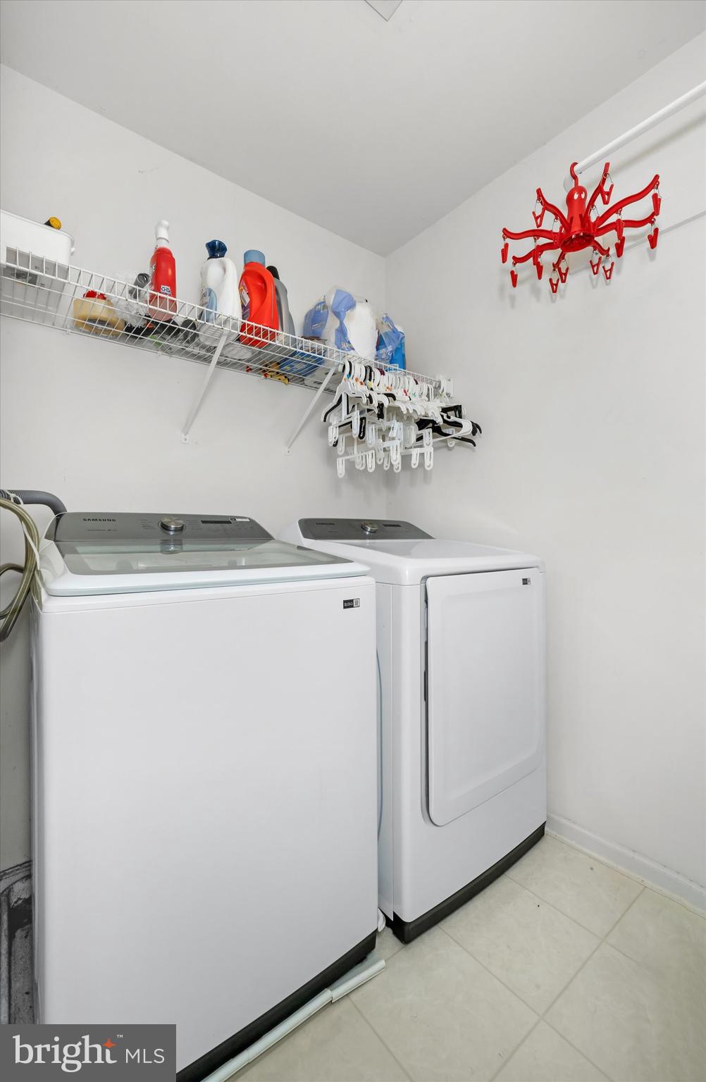 128 Springfield Circle Middletown, DE 19709 - Photo 18 of 22 a utility room with washer and dryer