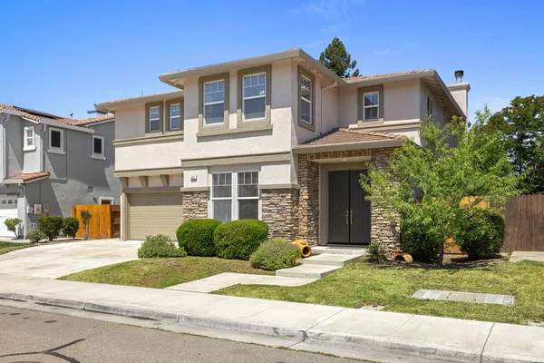 $699,950 | 847 Iberis Way, Tracy, CA 95376