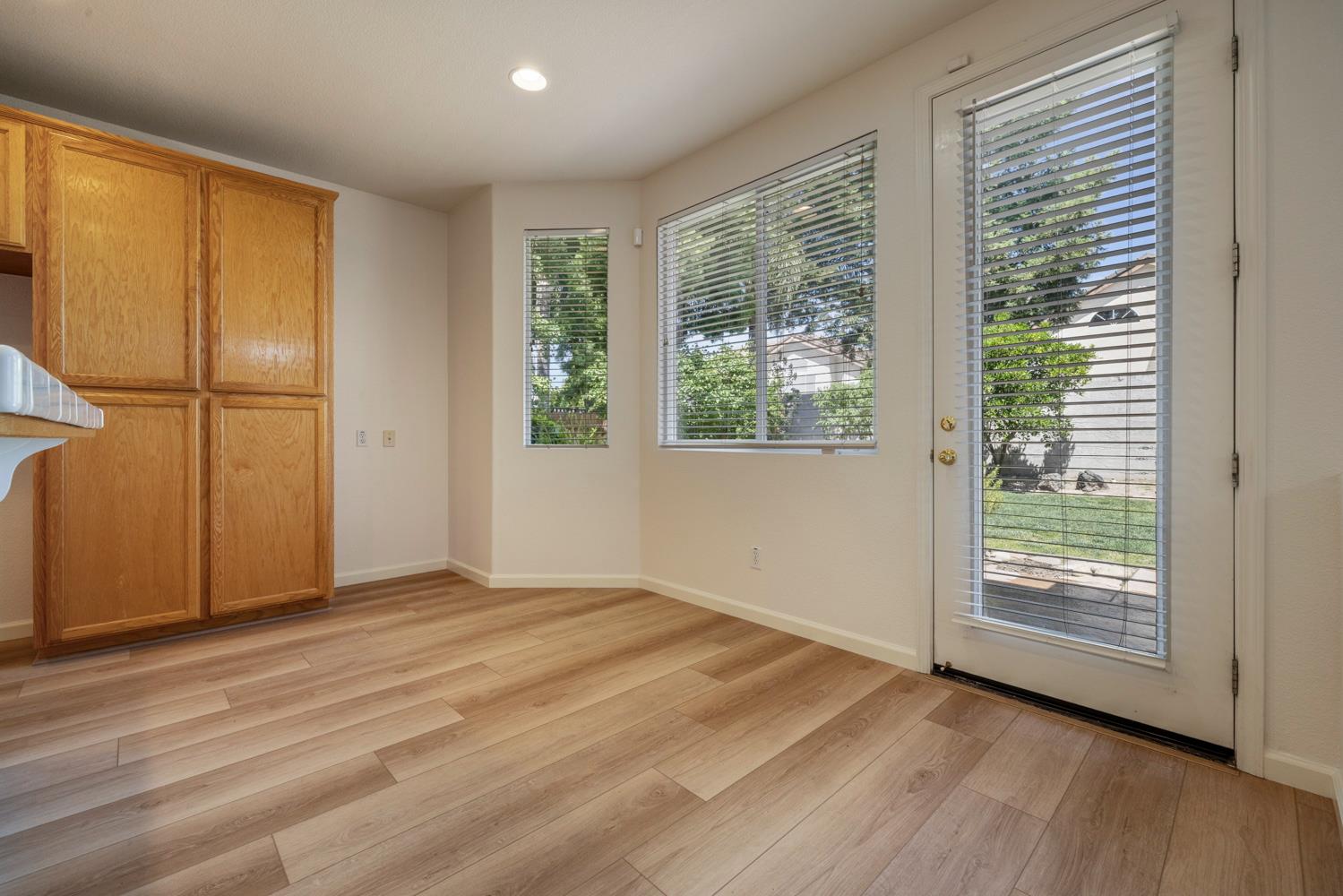 847 Iberis Way Tracy, CA 95376 - Photo 16 of 54
