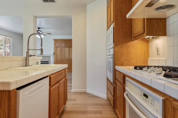 $699,950 | 847 Iberis Way, Tracy, CA 95376