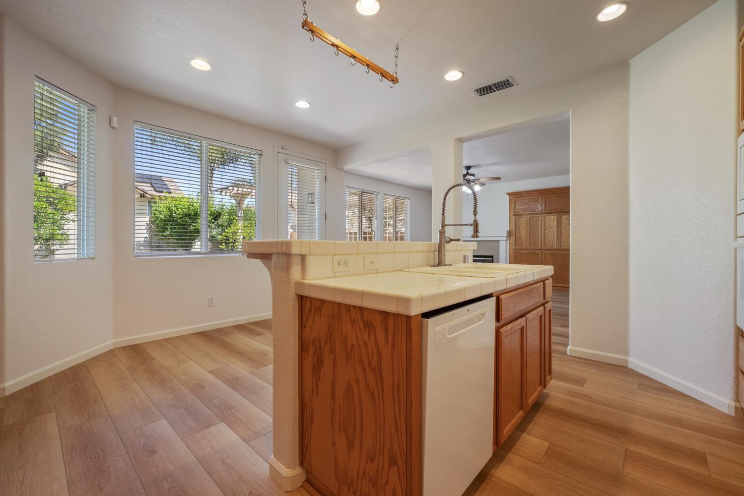 847 Iberis Way Tracy, CA 95376 - Photo 20 of 54