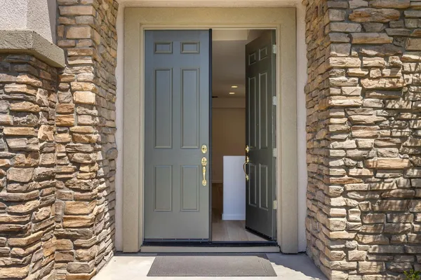$699,950 | 847 Iberis Way, Tracy, CA 95376