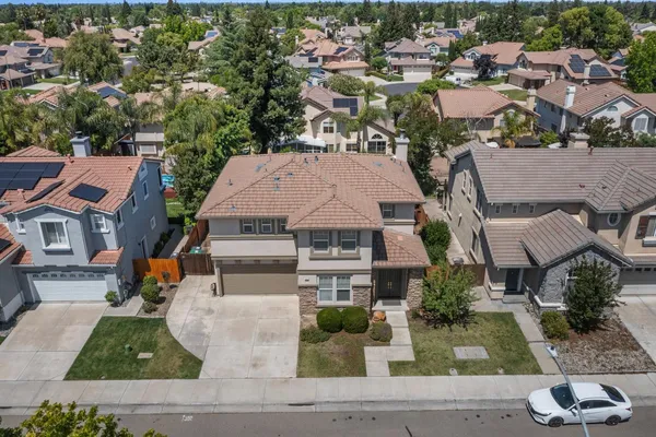 $699,950 | 847 Iberis Way, Tracy, CA 95376