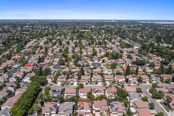 $699,950 | 847 Iberis Way, Tracy, CA 95376