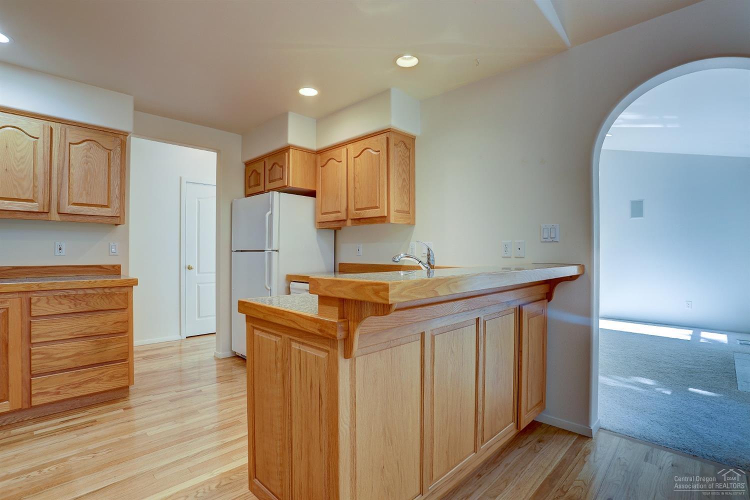 20443 Rae Road Bend, OR 97702 - Photo 10 of 25 Gallery Image 10