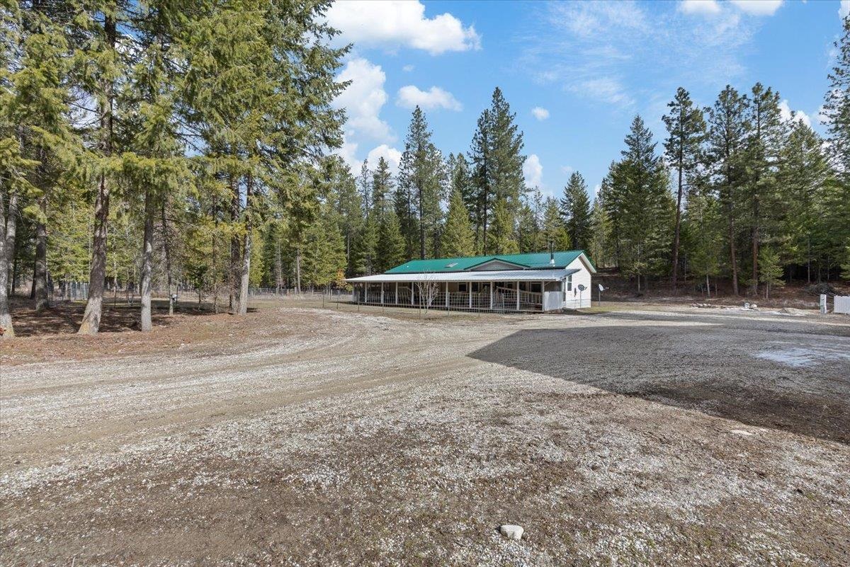 3627 Solokar Road Loon Lake, WA 99148 - Photo 4 of 48
