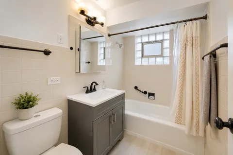 $399,900 | 7810 Kilbourn Avenue, Skokie, IL 60076