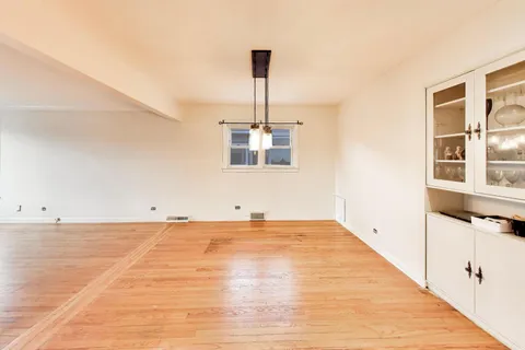 $399,900 | 7810 Kilbourn Avenue, Skokie, IL 60076