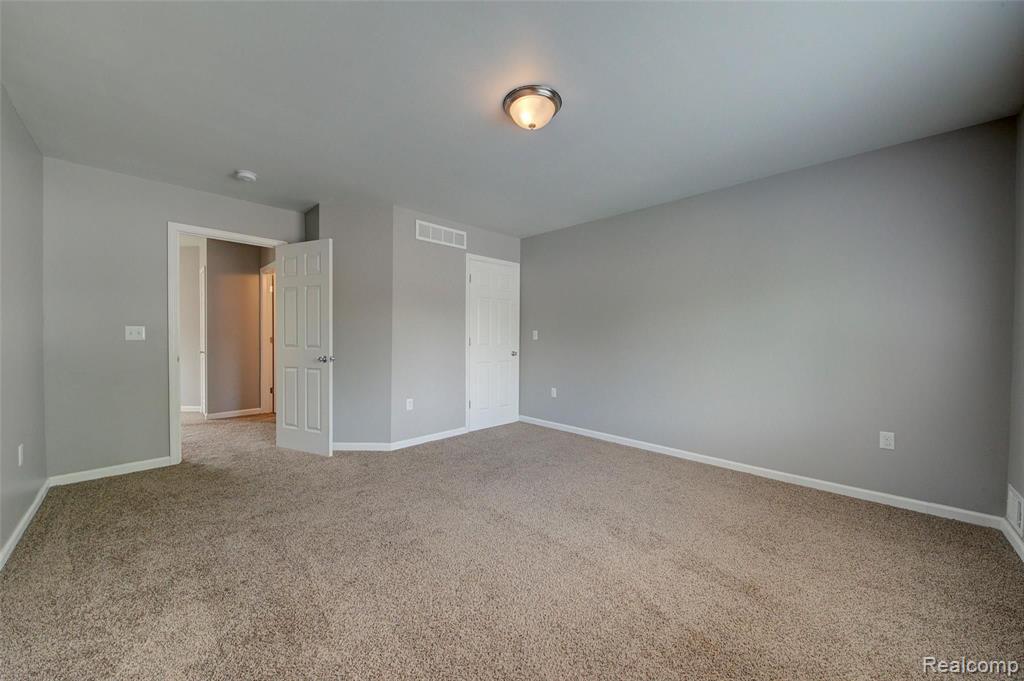 503 East Clinton Street Howell, MI 48843 - Photo 41 of 58