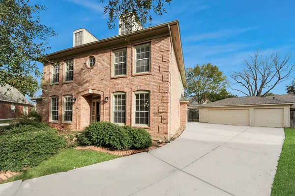 $3,550 | 4210 Alcorn Glen Lane, Sugar Land, TX 77479