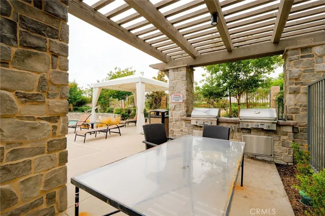 $580,000 | 677 Savi Drive, Unit 103, Corona, CA 92878