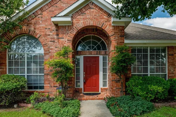 $2,700 | 806 Amber Court, Allen, TX 75002